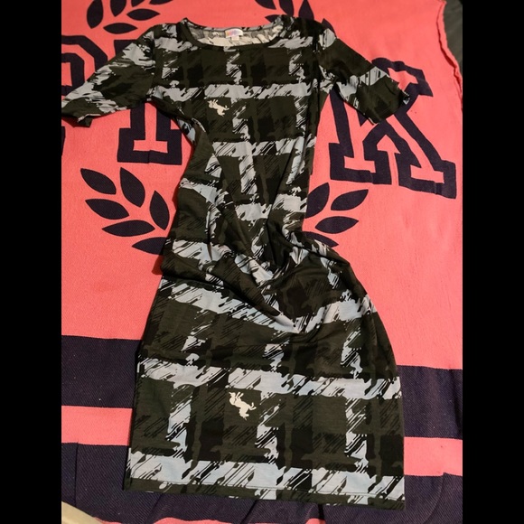 NWOT LulaRoe Julia dress!!! Square pattern/horse’s - Picture 6 of 9